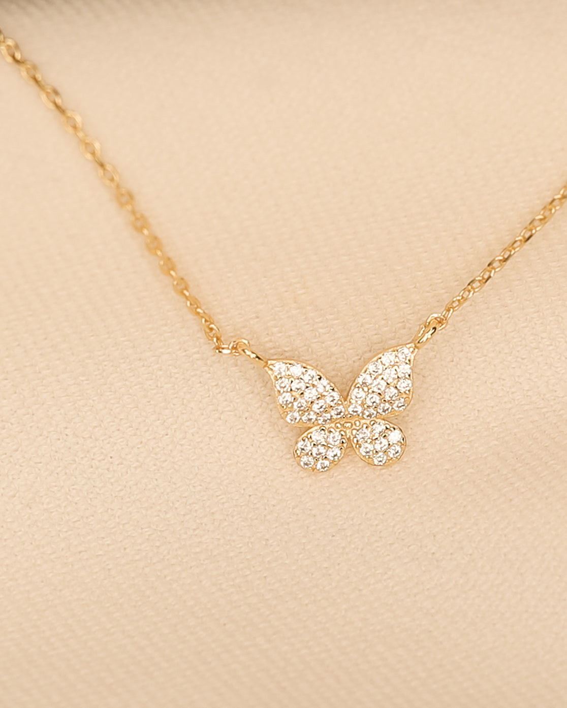 Tennis Link Chain Necklace (Gold)