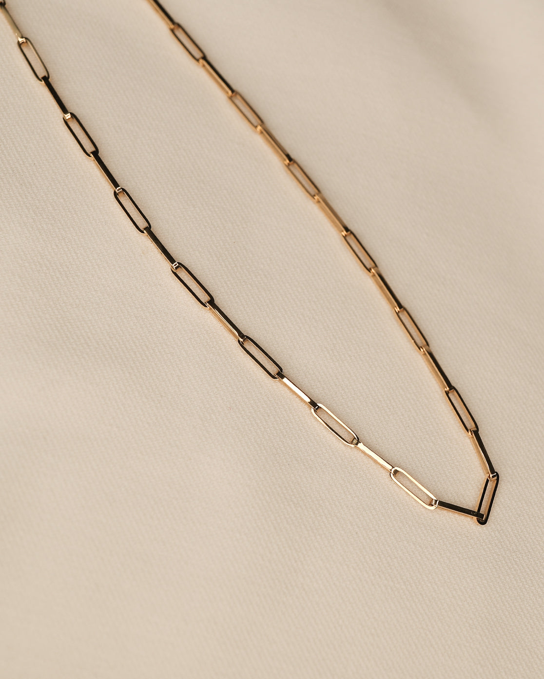 Tennis Link Chain Necklace (Gold)